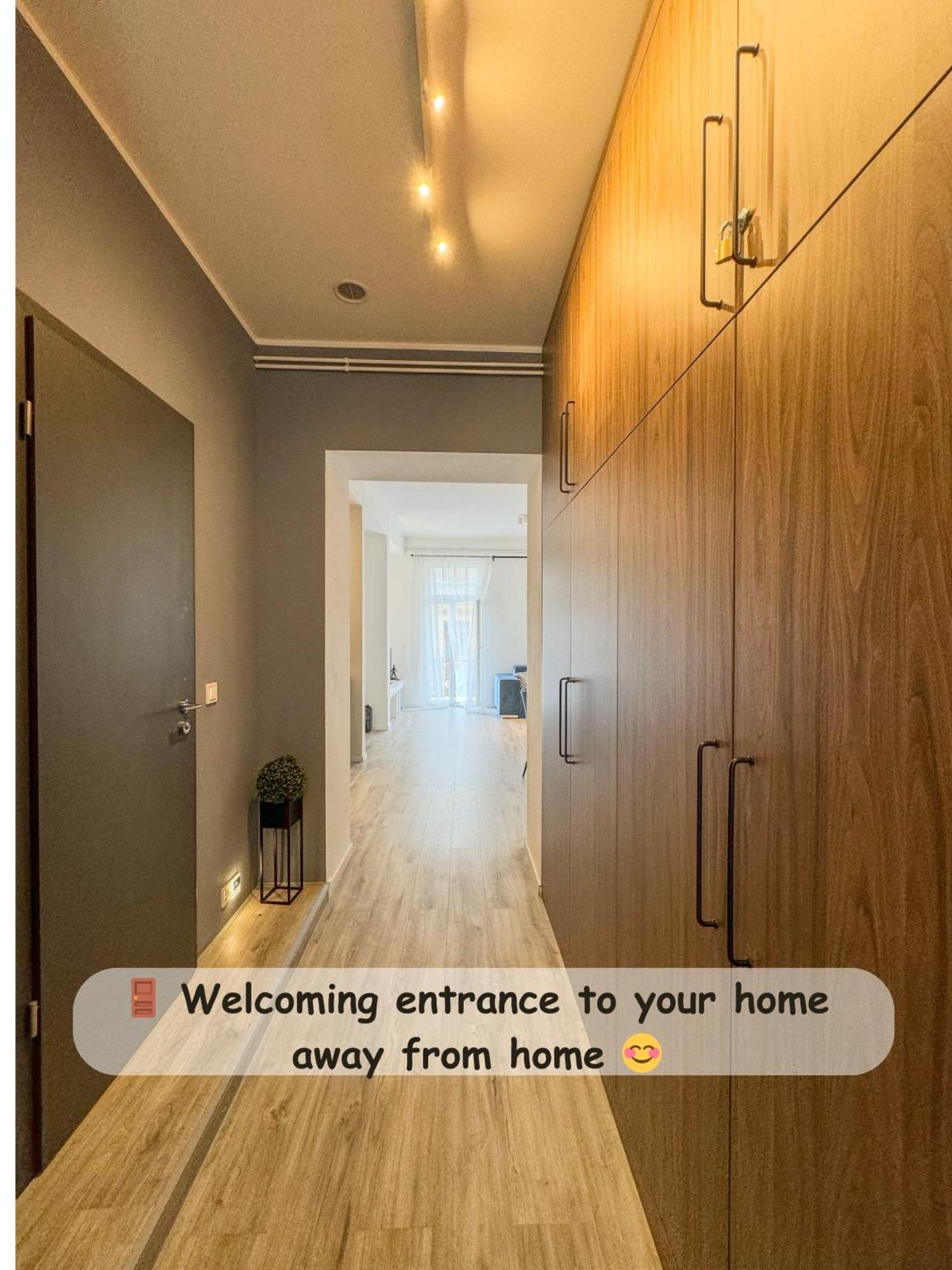 Newly New York Designed 3 Bedroom *